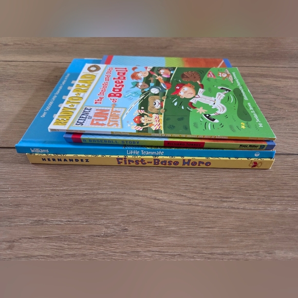 Golden Books Other - Children's Baseball Storybook Set